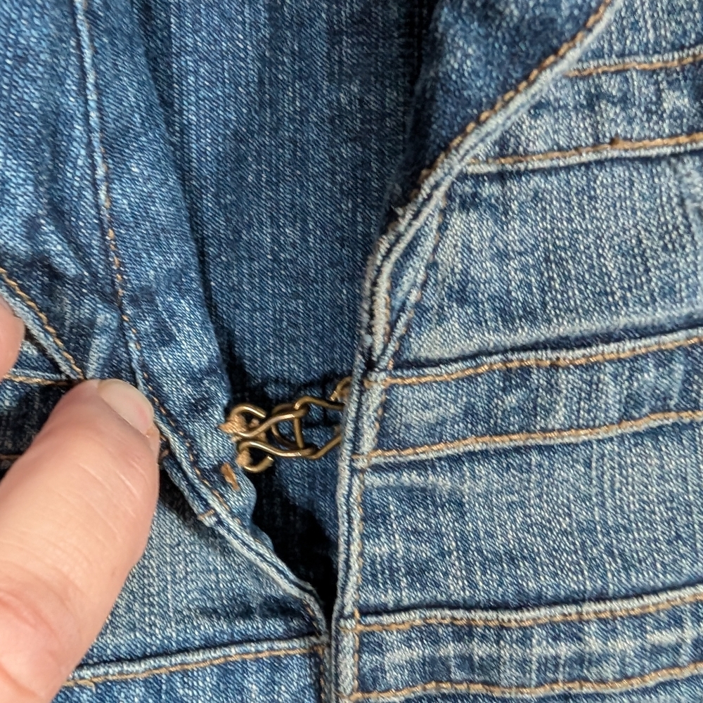 Candie's Denim Jacket with Brass Button Detail - Picture 4 of 7